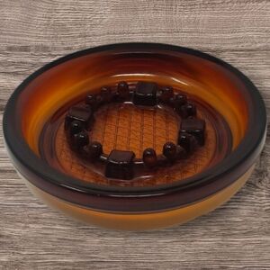 VTG 8" HEAVY AMBER GLASS ASHTRAY - CIGARETTES AND CIGARS
